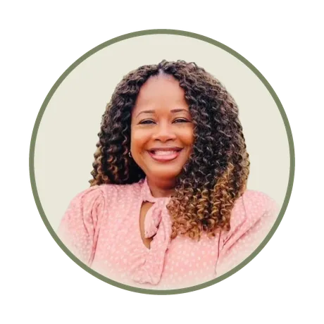 Ekinia Dillard-Cole, Youth Connect therapist
